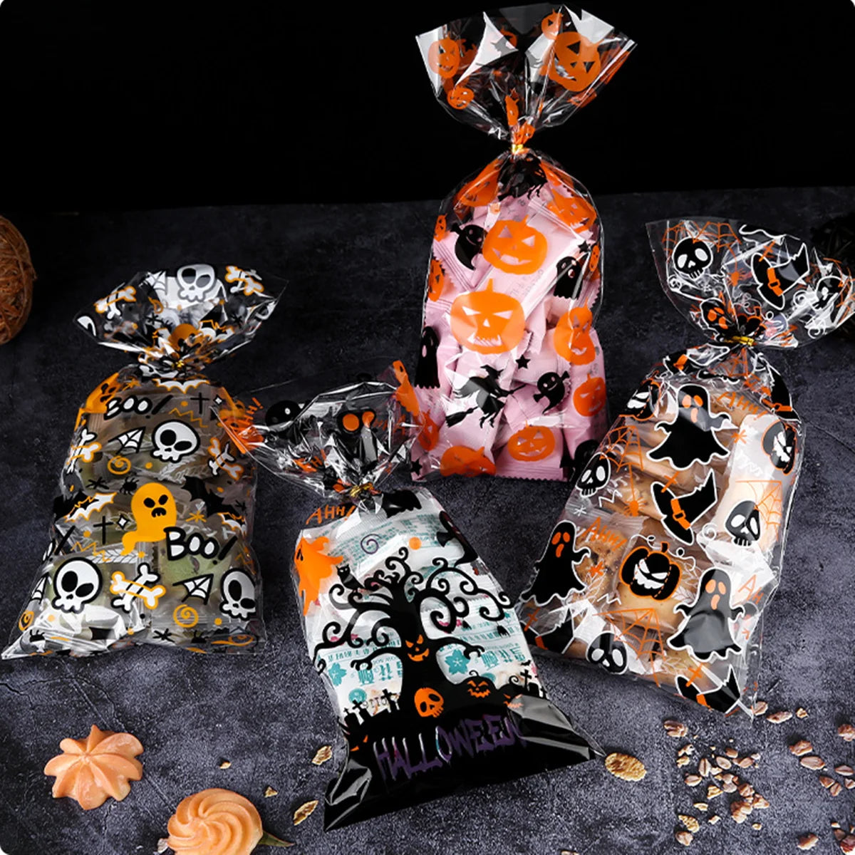 Halloween Treat Bags Halloween Candy Cellophane Bags 200Pcs Halloween Goodies Bag with Twist Tie