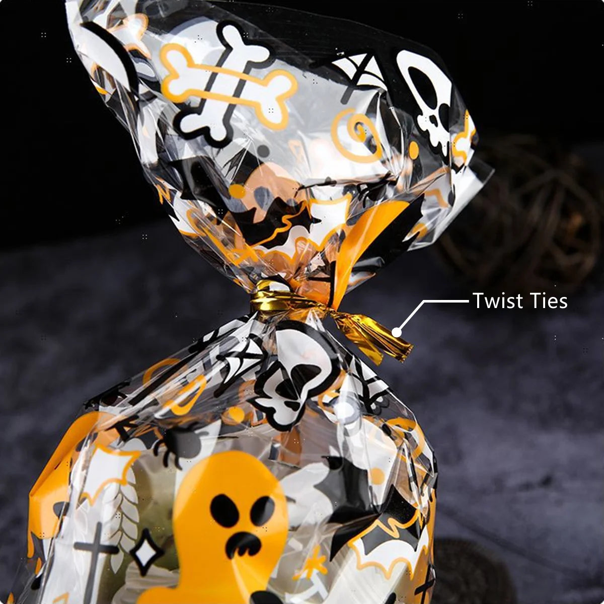 Halloween Treat Bags Halloween Candy Cellophane Bags 200Pcs Halloween Goodies Bag with Twist Tie